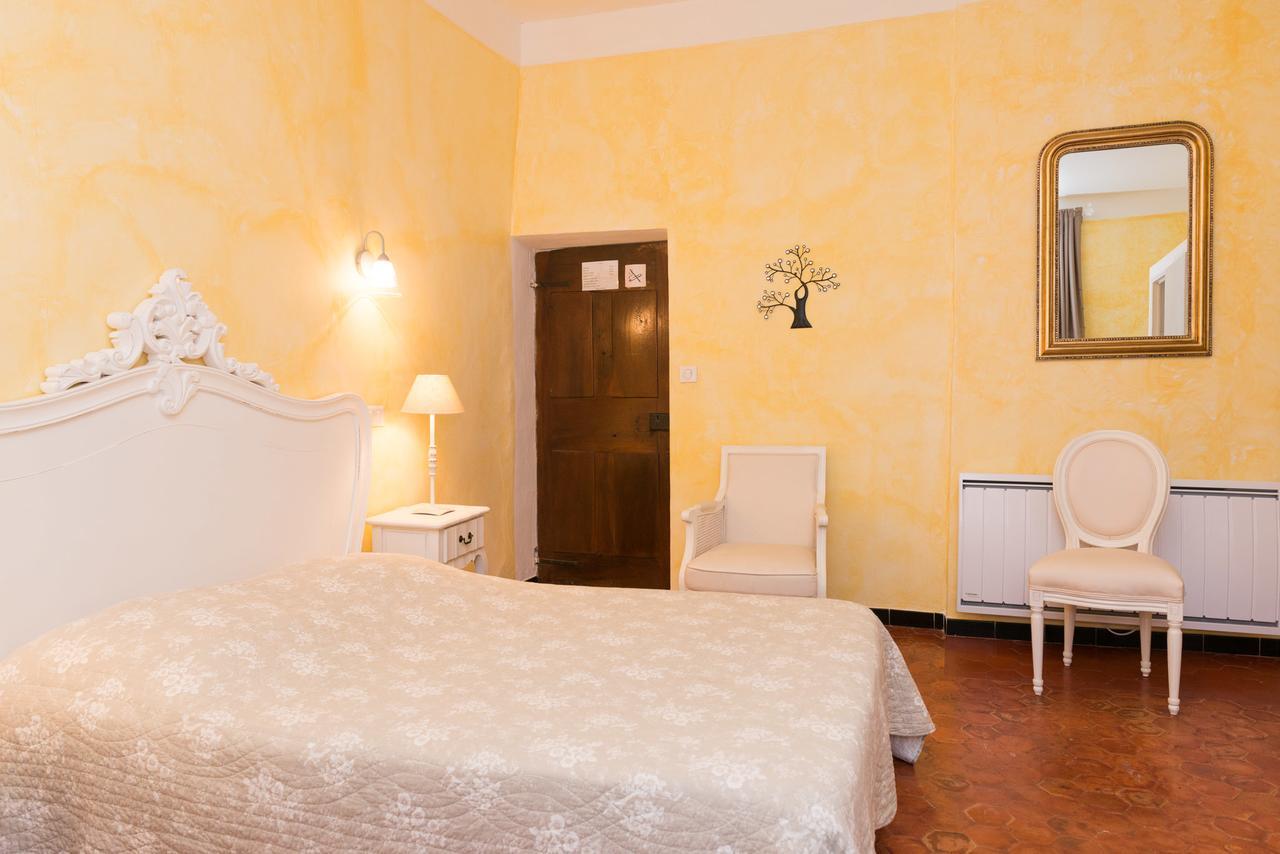 Auberge Du Montagnier Saint-Julien  Bagian luar foto