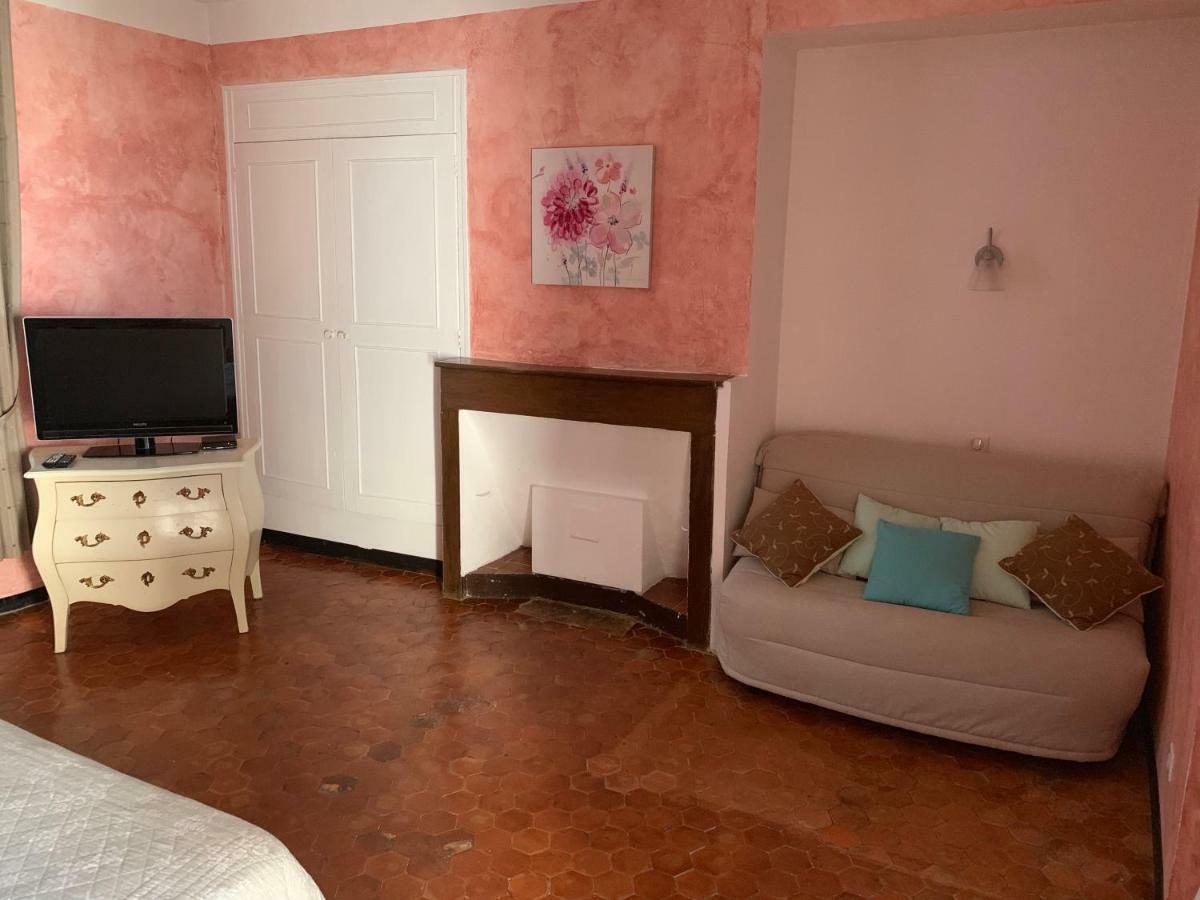 Auberge Du Montagnier Saint-Julien  Bagian luar foto